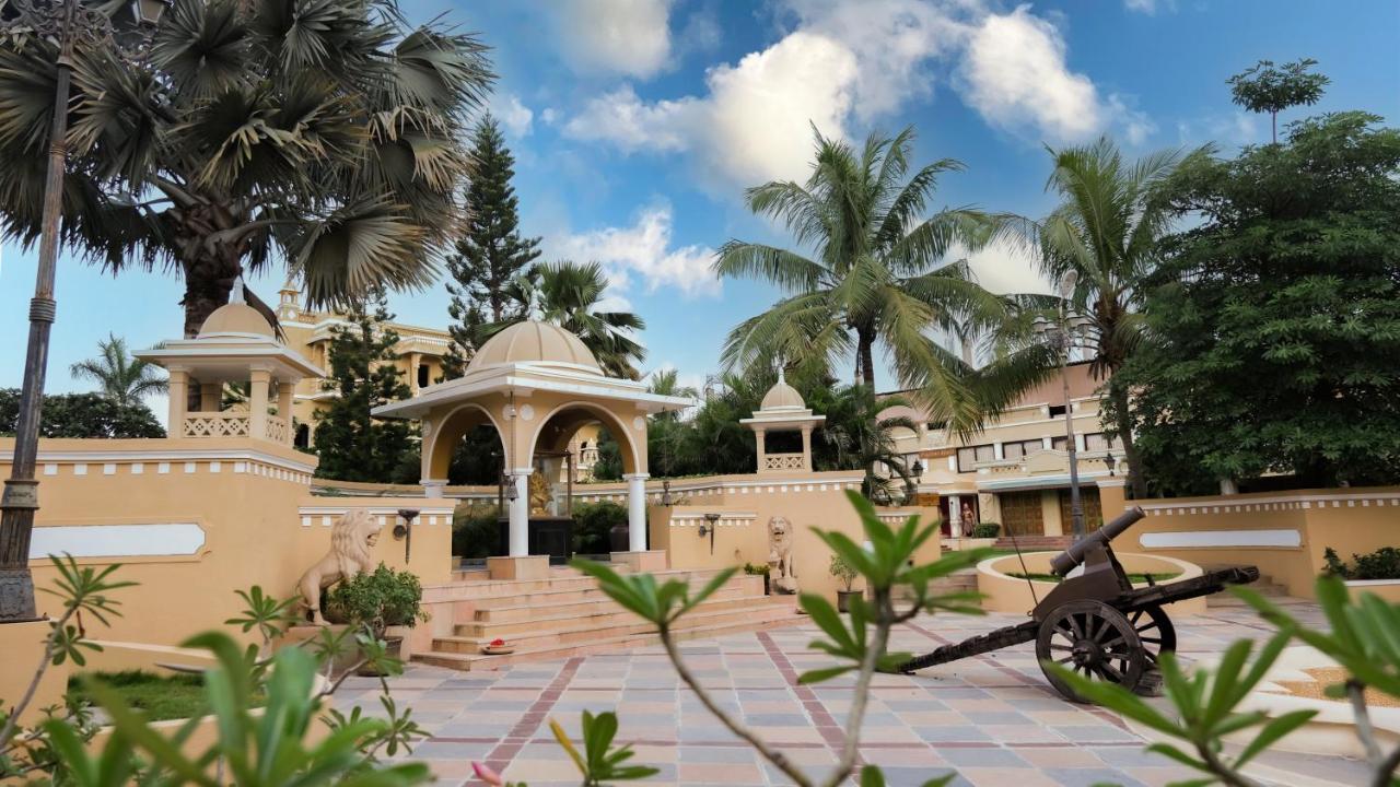 Heritage Khirasara Palace Rajkot Exterior photo