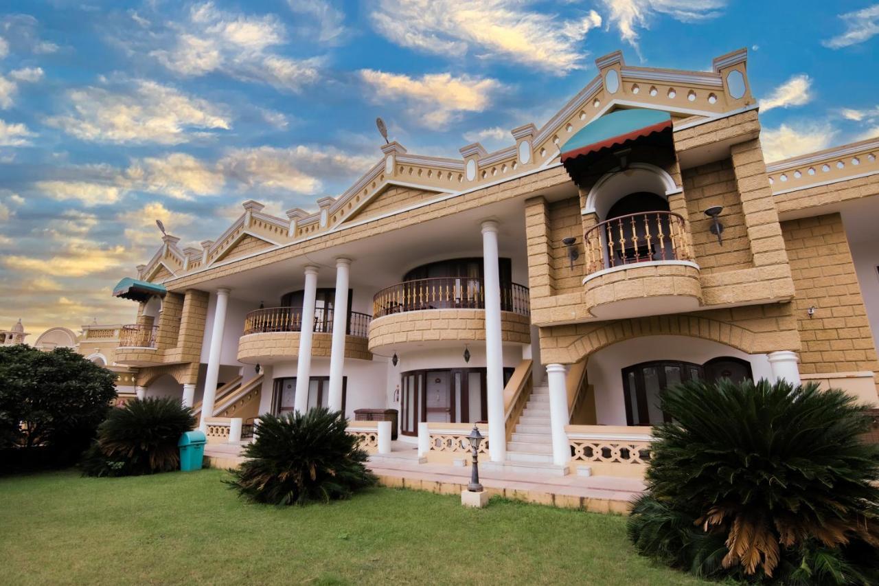 Heritage Khirasara Palace Rajkot Exterior photo