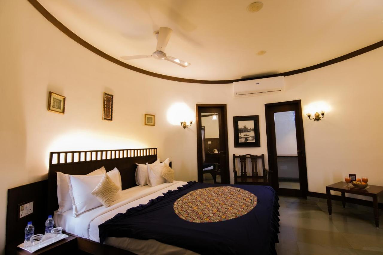 Heritage Khirasara Palace Rajkot Exterior photo