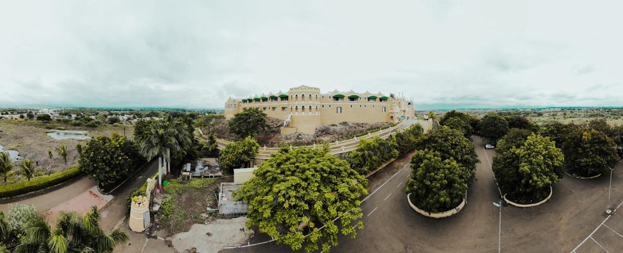 Heritage Khirasara Palace Rajkot Exterior photo