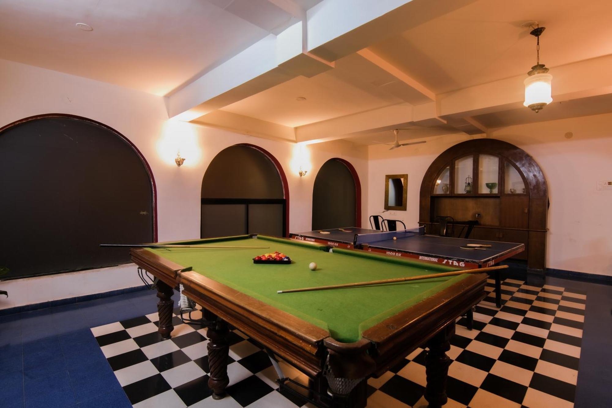 Heritage Khirasara Palace Rajkot Exterior photo